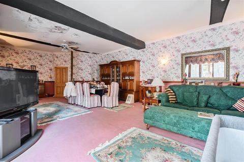 6 bedroom detached house for sale, Rectory Lane, Banstead