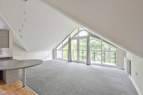 2 bedroom flat to rent, Copers Cope Road,, New Beckenham, Beckenham, BR3