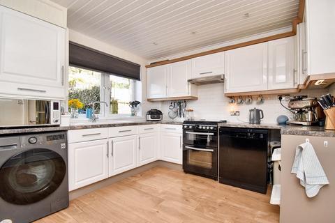 3 bedroom apartment for sale, Castlehill View, Kilsyth