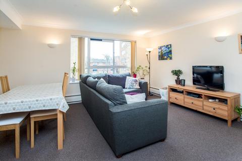 2 bedroom apartment to rent, Homefield Park, Sutton