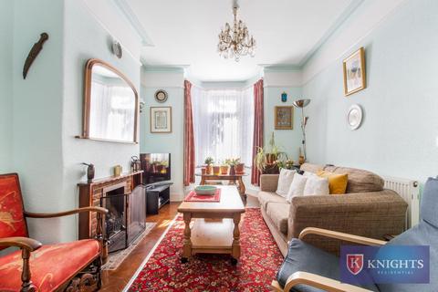 3 bedroom house for sale, Lancaster Road , London, N18