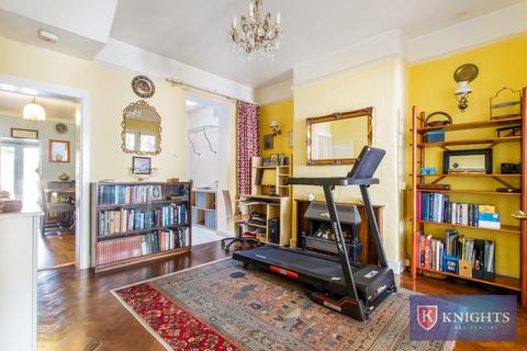 3 bedroom house for sale, Lancaster Road , London, N18