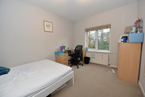 1 bedroom in a house share to rent, 10 Ranelagh Gardens., Southampton SO15