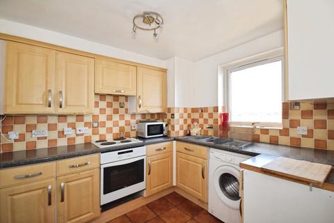 2 bedroom apartment to rent, West Street Gravesend DA11