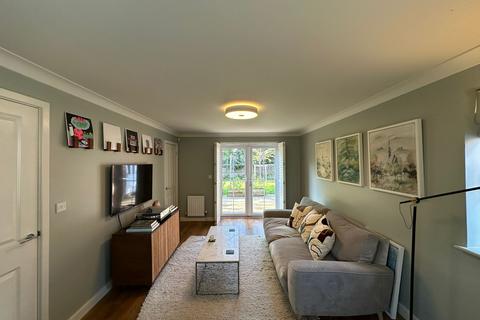 3 bedroom detached house to rent, Amersham, London, HP7