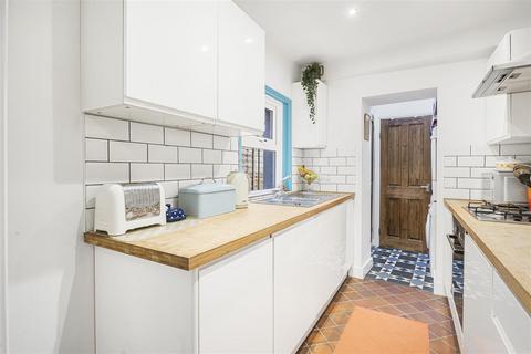 2 bedroom terraced house for sale, Gosbrook Road, Caversham, Reading