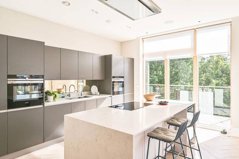 2 bedroom flat to rent, Finchley Road, Temple Fortune, London, NW11