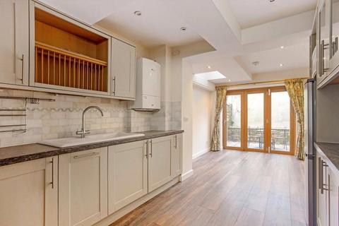2 bedroom terraced house to rent, St. Ann Street, Salisbury, Wiltshire, SP1