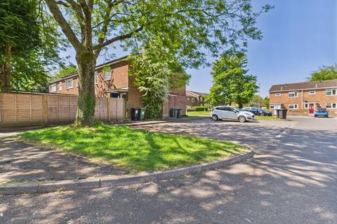 2 bedroom flat to rent, Pershore Road, Popley, Basingstoke, RG24