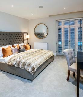 2 bedroom apartment to rent, Bell Yard, Temple, WC2A