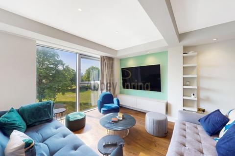 2 bedroom flat to rent, Park Vista Apartments, Hermit Road, E16
