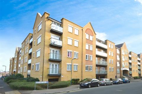 2 bedroom flat to rent, Black Eagle Drive, Gravesend DA11