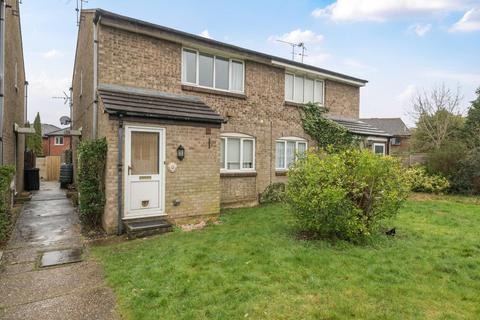 1 bedroom apartment to rent, Medina Close, Wokingham RG41