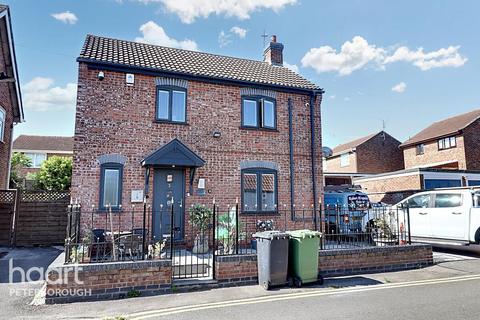 2 bedroom detached house for sale, Beech Lane, Eye
