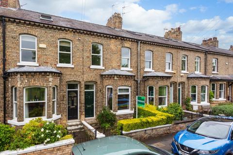 2 bedroom terraced house to rent, Albemarle Road, York