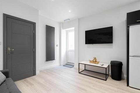 1 bedroom in a house share to rent, Regent Street, Coventry CV1