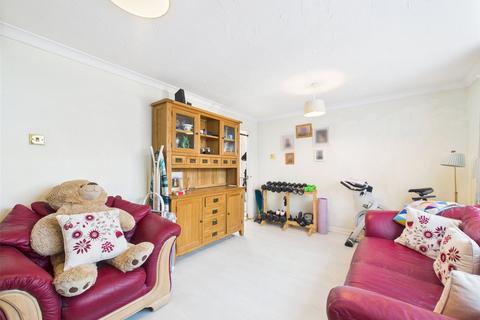 3 bedroom semi-detached house for sale, Marleyfield Way, Churchdown, Gloucester, Gloucestershire, GL3