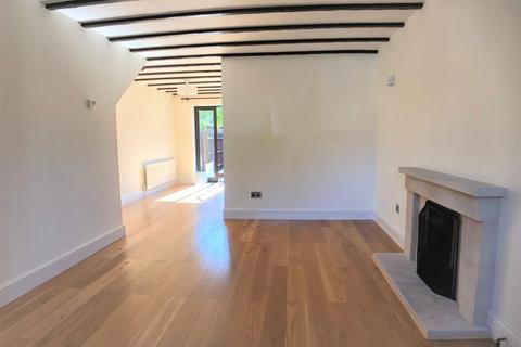 4 bedroom semi-detached house to rent, Old Town Close, Beaconsfield, HP9