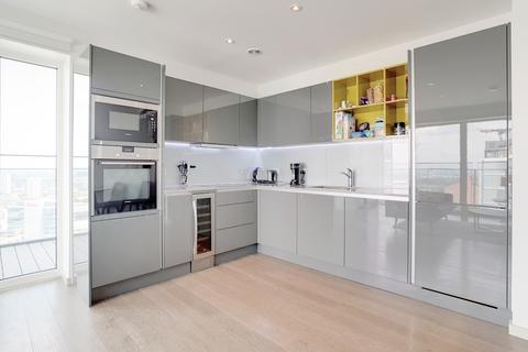 2 bedroom apartment to rent, Glasshouse Gardens London E20