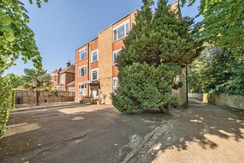 3 bedroom flat for sale, Park View Lodge, Culmington Road, Ealing W13