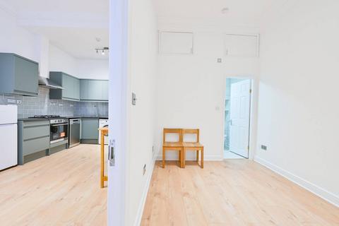 2 bedroom flat to rent, Grays Inn Road, Bloomsbury, London, WC1X