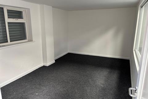 Industrial unit to rent, Rochdale OL12