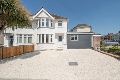 3 bedroom semi-detached house for sale, Gladstone Road, Hampshire SO19