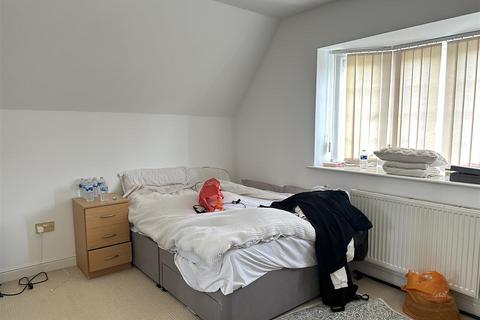 1 bedroom flat for sale, Flat 77, Hermitage Court, Honeywell Close, Oadby