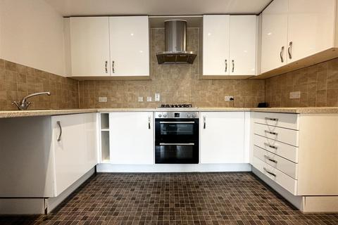 2 bedroom apartment to rent, Black Eagle Drive, Northfleet, Gravesend