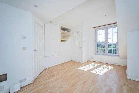 4 bedroom terraced house for sale, Toronto Road, Kent ME7