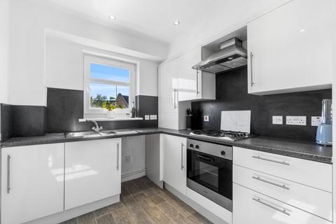 2 bedroom flat for sale, 37 Bridgend, Stewarton, KA3 5DQ