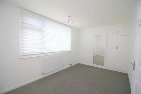 3 bedroom maisonette to rent, Margate Road, Ramsgate, Kent, CT12