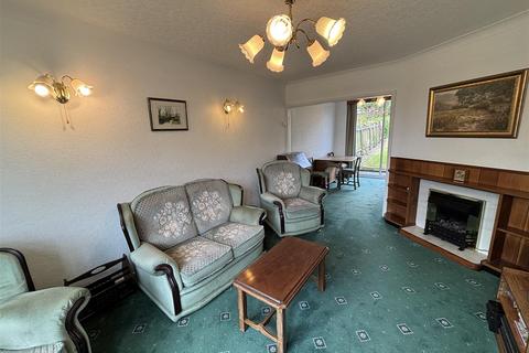 3 bedroom semi-detached house for sale, Oakcroft Avenue, Kirby Muxloe, Leicester