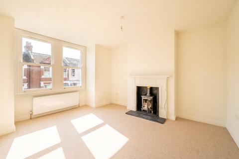 2 bedroom flat to rent, Bickley Street, Tooting, London, SW17