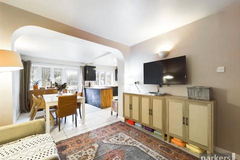 4 bedroom semi-detached house for sale, Haddon Drive, Reading RG5
