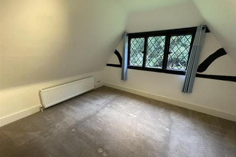 4 bedroom barn conversion to rent, Reading RG8