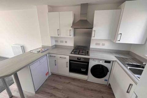 3 bedroom terraced house to rent, 78 Mallard Way, Lydney