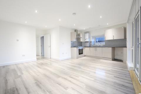 2 bedroom flat to rent, Dunton Road, London E10
