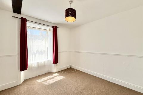 4 bedroom detached house to rent, Crantock Street, Cornwall TR7