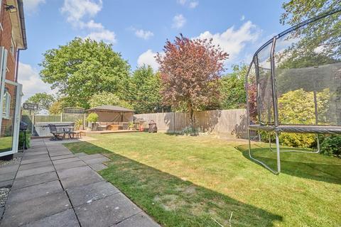 4 bedroom detached house for sale, Grange Drive, Burbage