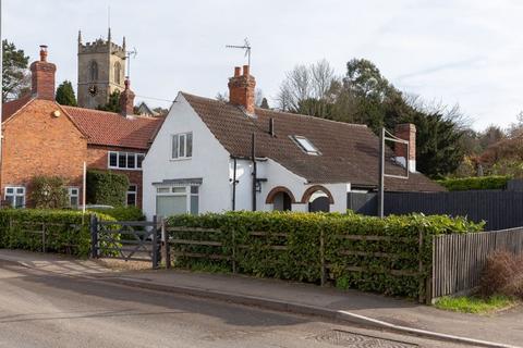 2 bedroom cottage for sale, Main Street, Kirton NG22