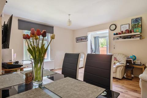 2 bedroom maisonette to rent, Medill Close,  Woodcote,  RG8
