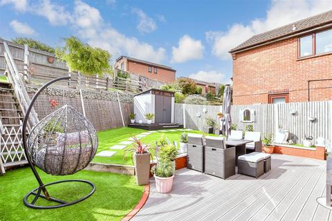 3 bedroom detached house for sale, Hampton Close, Chatham, Kent