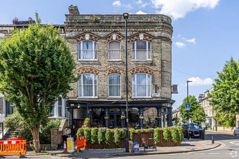 Retail property (high street) for sale, 20 Fonthill Rd London N4 3HU
