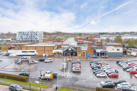 Retail property (high street) to rent, Goodhart Rd Hull HU7 4EE