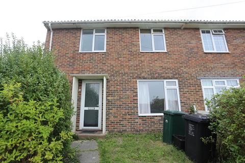 3 bedroom house to rent, Staplefield Drive, Brighton