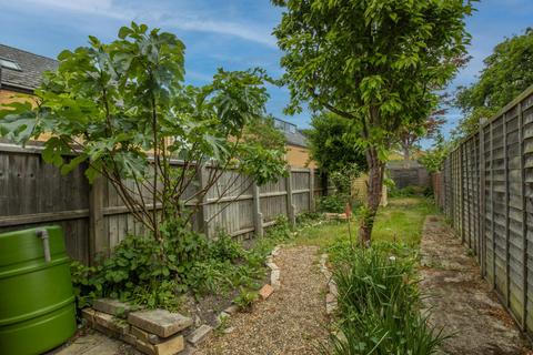 3 bedroom terraced house to rent, Stanley Road, Cambridge
