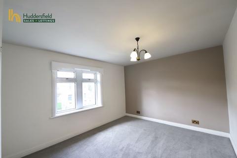 2 bedroom semi-detached house to rent, Scar Lane, Huddersfield