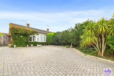 3 bedroom semi-detached bungalow for sale, Lapwing Road, Isle Of Grain