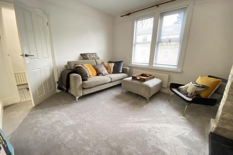 2 bedroom terraced house to rent, Histon Road, Cambridge CB4